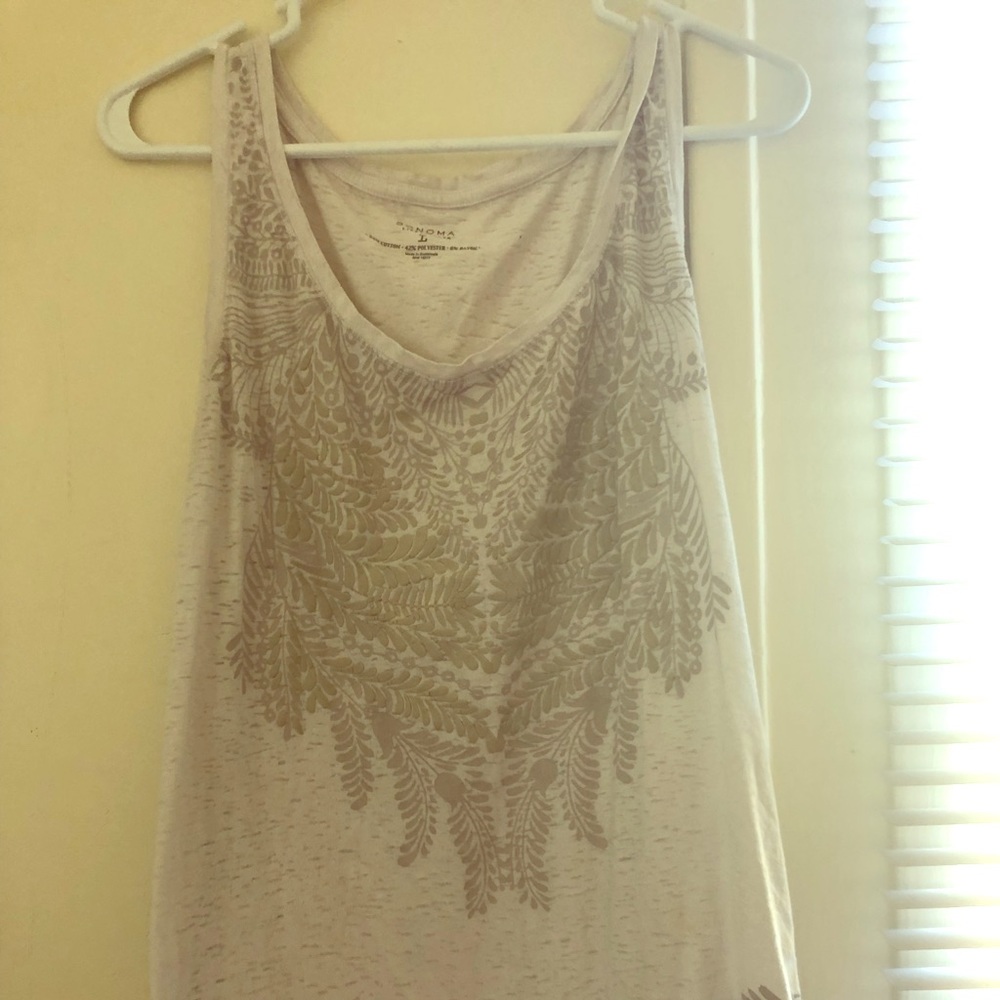 Sonoma tank top with cream detail and design